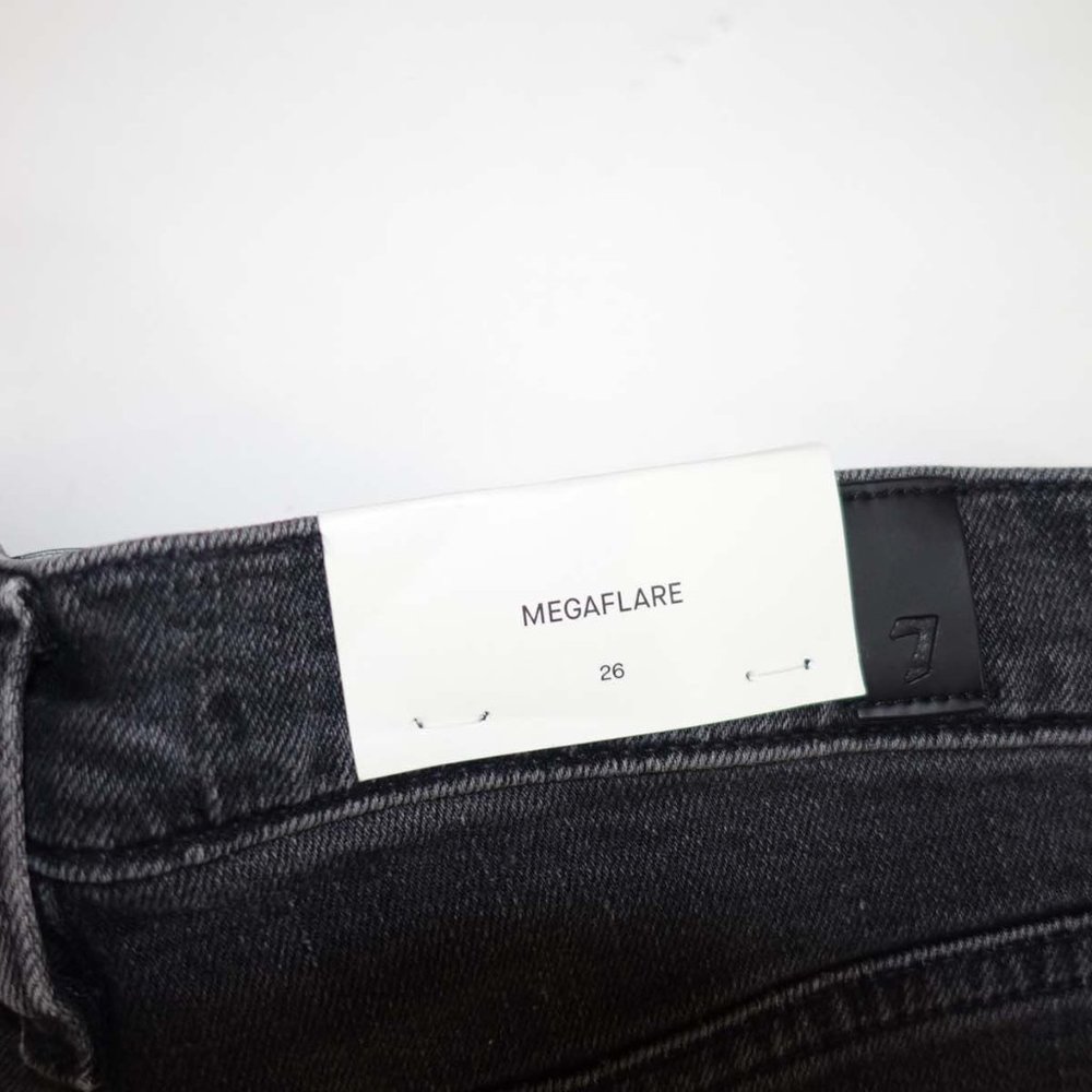 7 For All Mankind Women's Mega Flare Jeans Size 26 NWT High Rise Belle Wash - Picture 9 of 9